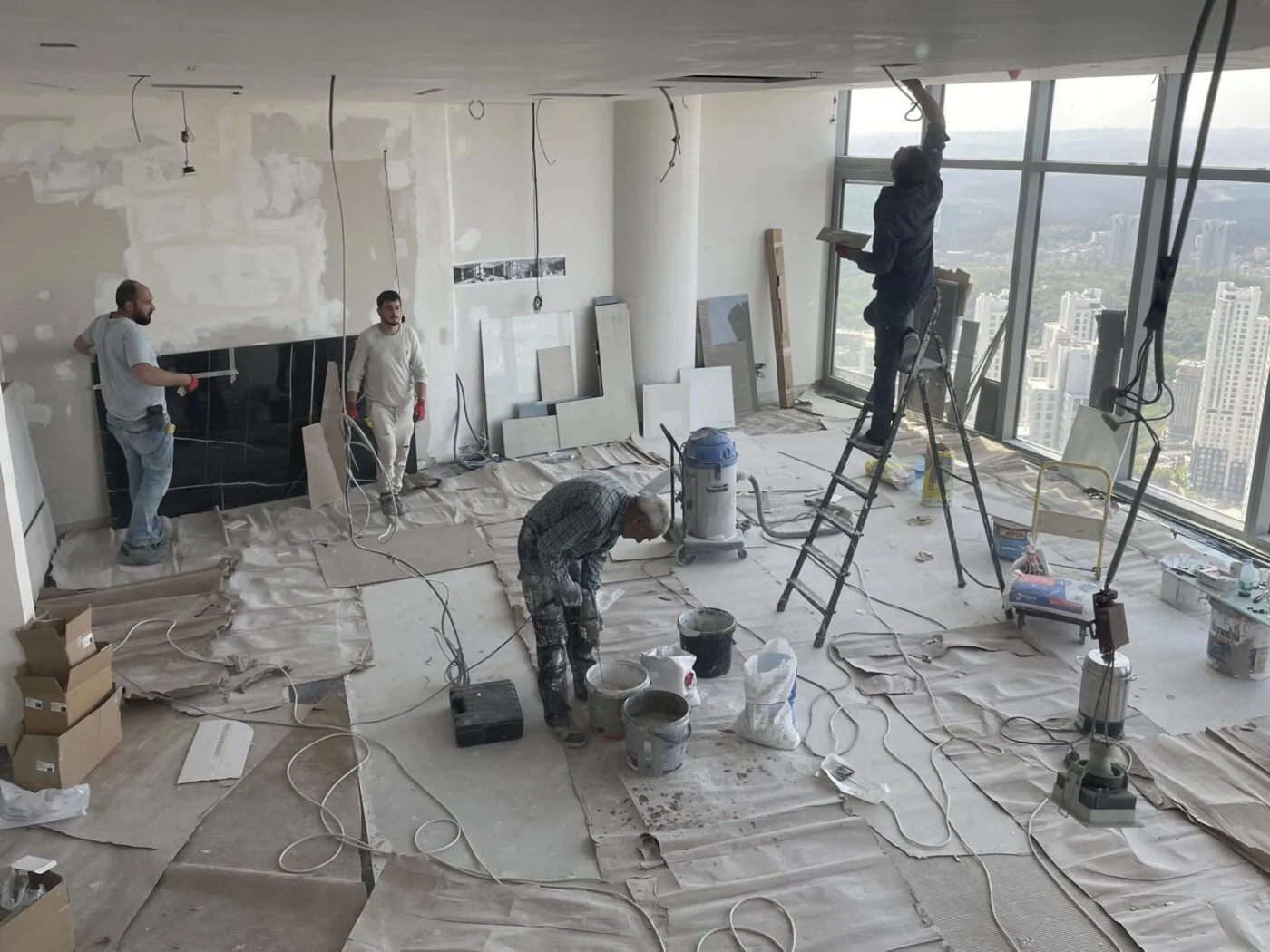 Construction Images from AA House, 2023